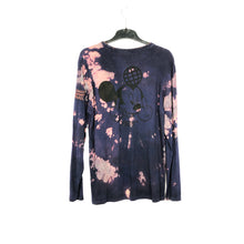 Load image into Gallery viewer, longsleeve
